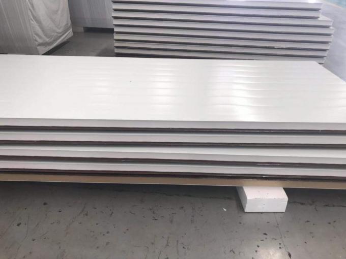 Doppelcomponent polyethermaterialen voor PIR/PU-sandwichisolatiepanelen 3